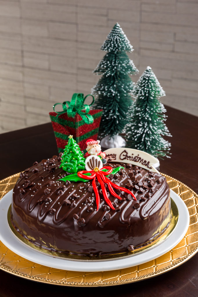 RHI Seasons Treats_Moist Chocolate Cake