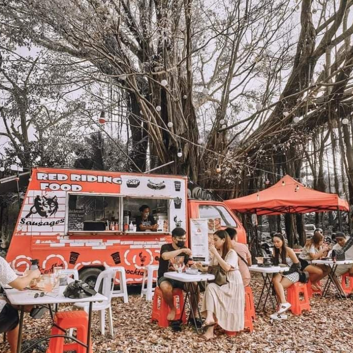 Red Riding Food Truck