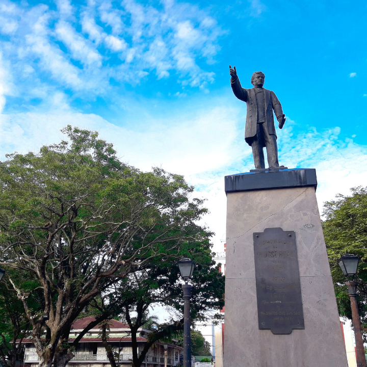 Jose Rizal Monument 01