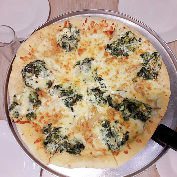 angels pizza creamy spinach