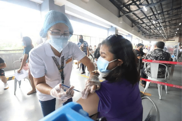 Iloilo City Residents Walk-in Vaccination on Monday, September 6, 2021