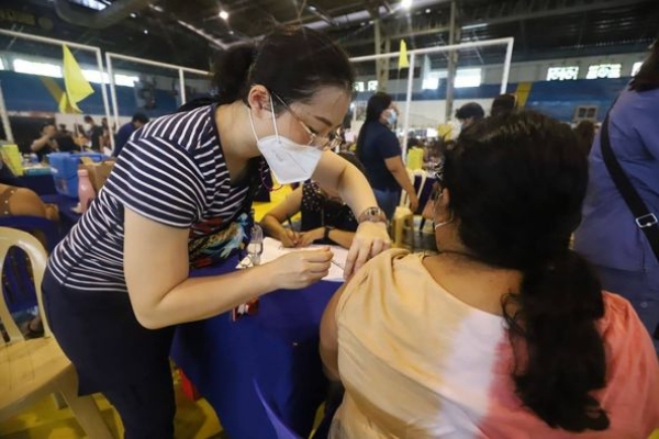 Iloilo City Opens Vaccination Sites Every Thursday for Walk-Ins, Including Non-residents
