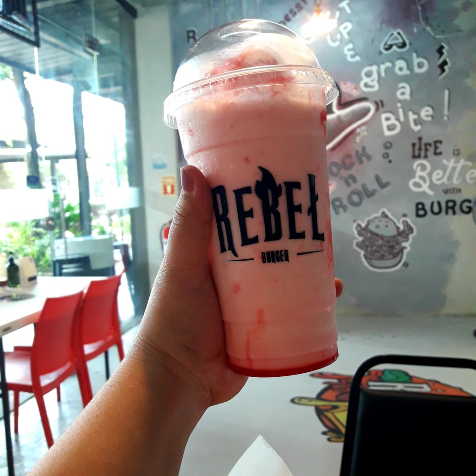 milk shake by rebel burger