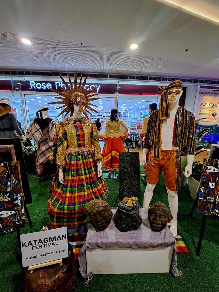 katagman festival costume