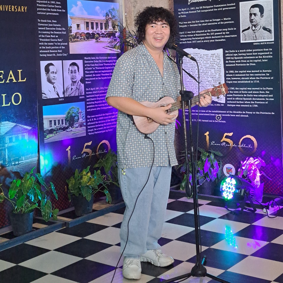 Tom Falconite during the Book and Music Talk in Semana sang Iloilo